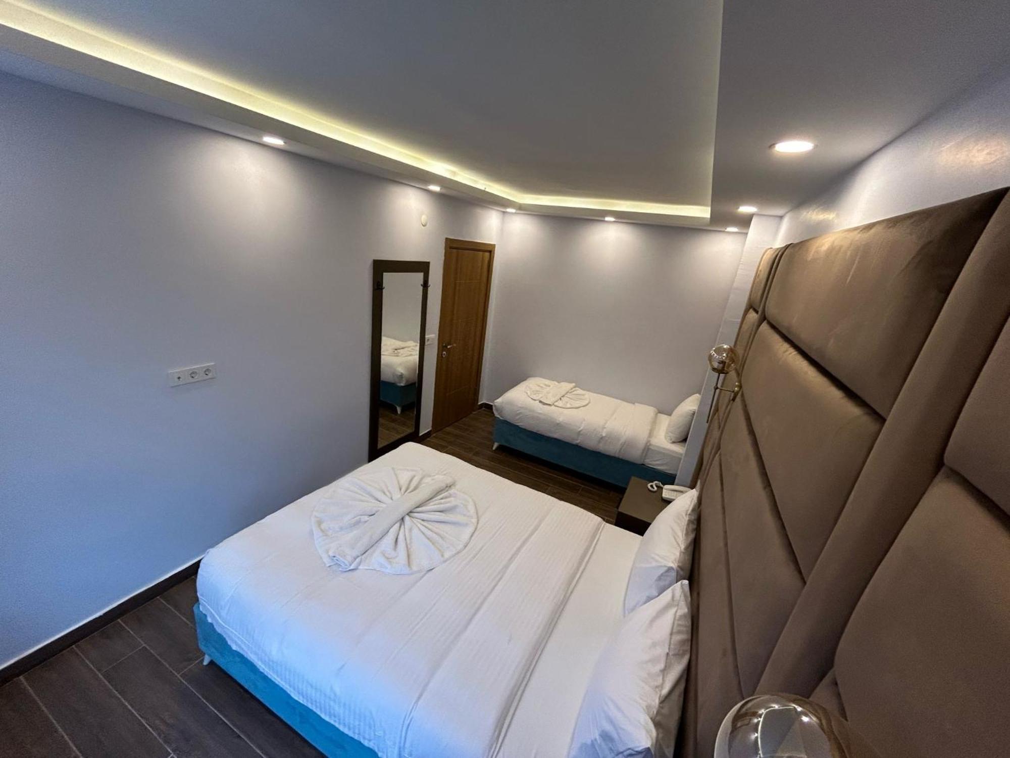 Hira Hotel Istanbul Bagian luar foto